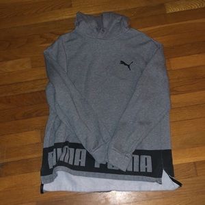 2 puma sweatshirts